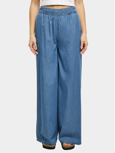 Urban Classics / Loose fit jeans Ladies Light Denim Wide Leg Loose Fit in blauw